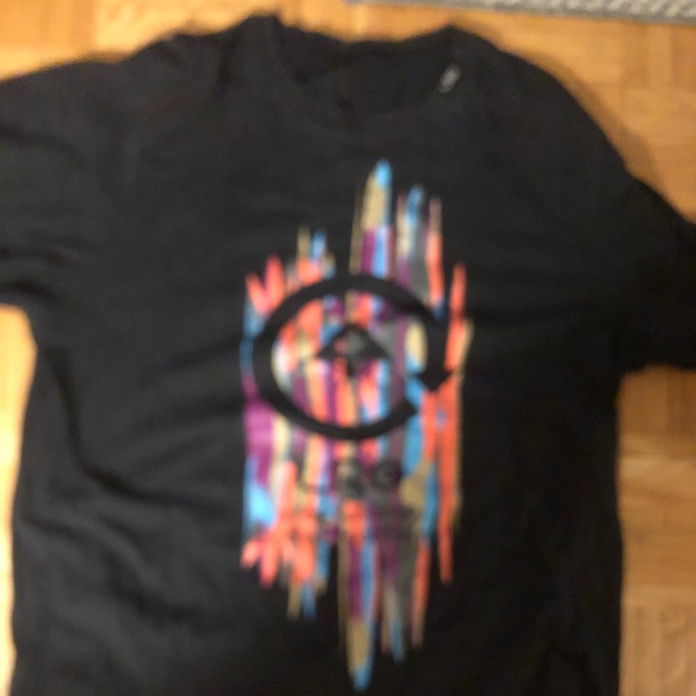 (2 for 15$ item-Vintage LRG TShirt very unique